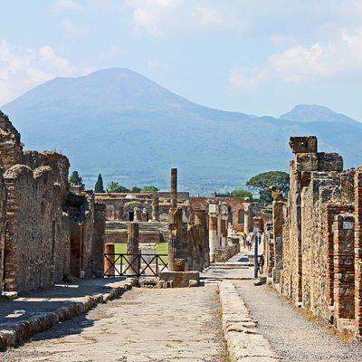 Pompei e Positano: tour full-day con guida e autista privato da Napoli o Pompei