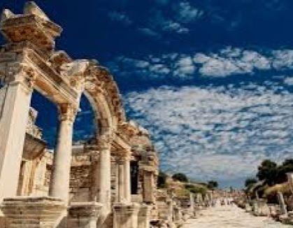 Herculaneum & Pompeii: Full-day group tours with a certified licensed guide