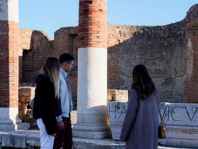 Pompei Salta la Fila: Tour di Gruppo 90 Minuti con Guida Certificata + Biglietto Ingresso Express