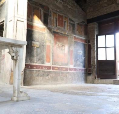 Pompeii & Herculaneum: Full-day private tours with a certified licensed guide-12