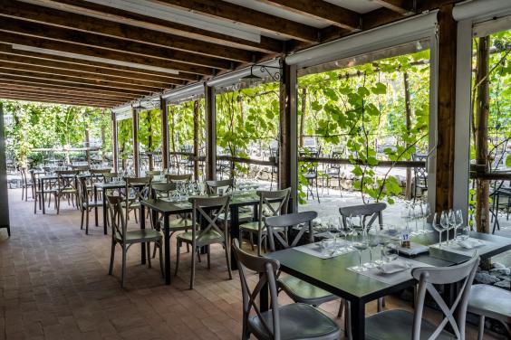 From Pompei: wine tasting at the aches of Mt.Vesuvius-3