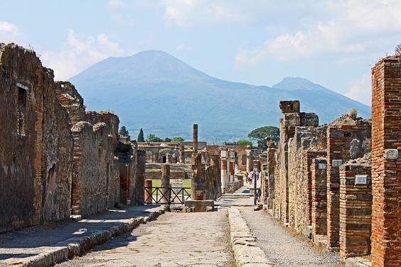 Pompeii: Exclusive 2h private tour with tickets & transfer from Sorrento-8