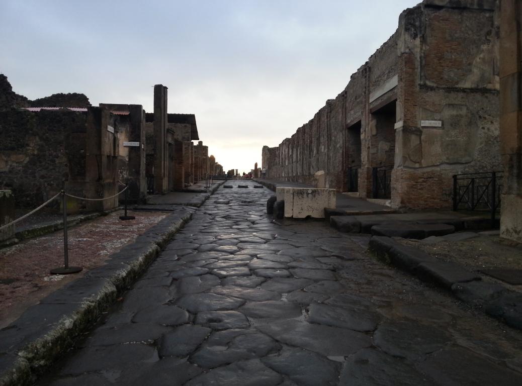 Full day Pompei e Vesuvio tour da Napoli porto e terminal ferroviario-2